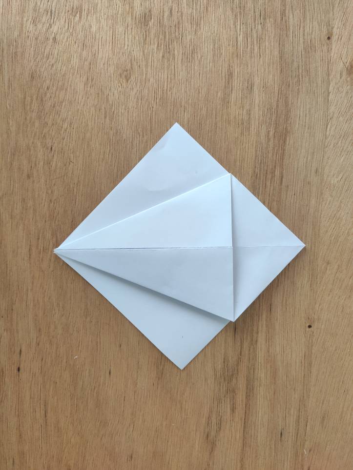 Aprenda a Fazer um Origami Tsuru-09