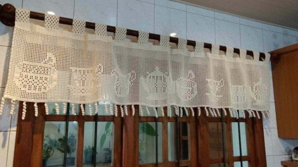 Por Que Escolhi Cortinas de Crochê Para Dar Vida à Minha Casa-000