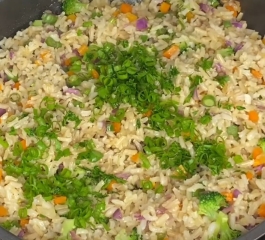 Arroz Integral com Legumes Super Saboroso: Receita Prática e Saudável