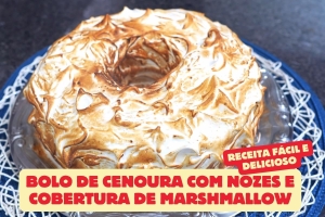 Bolo de Cenoura com Nozes e Cobertura de Marshmallow