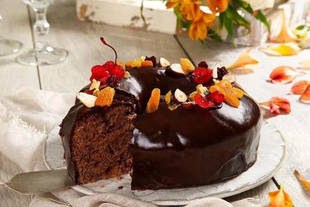 Bolo de Chocolate Bolo de frutas cristalizadas